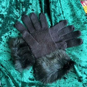 Vintage 1950 Van Raalte knit gloves with fur trim